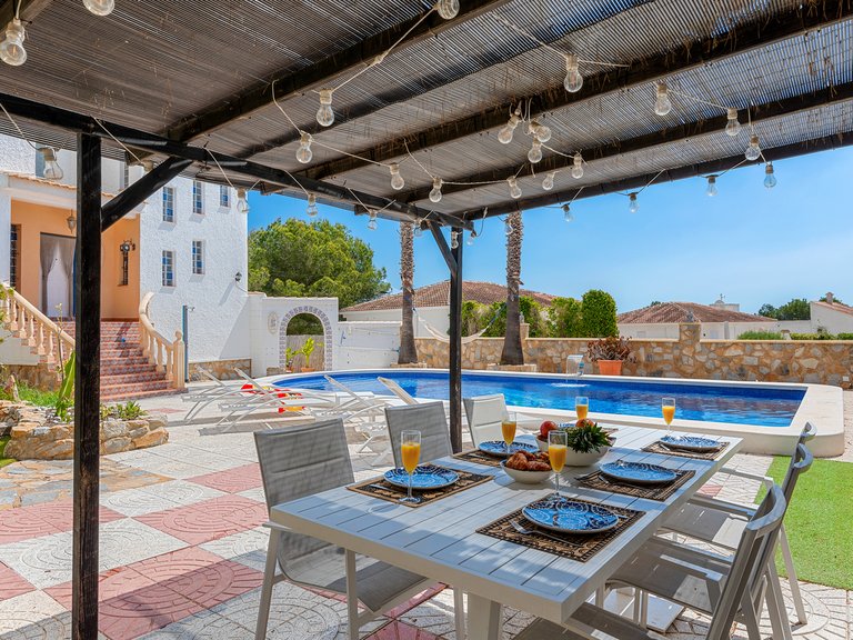 Villa for Sale in Inland Pinar De Campoverde, Alicante 32