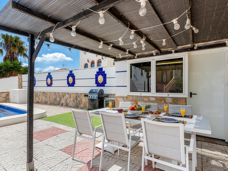 Villa for Sale in Inland Pinar De Campoverde, Alicante 33