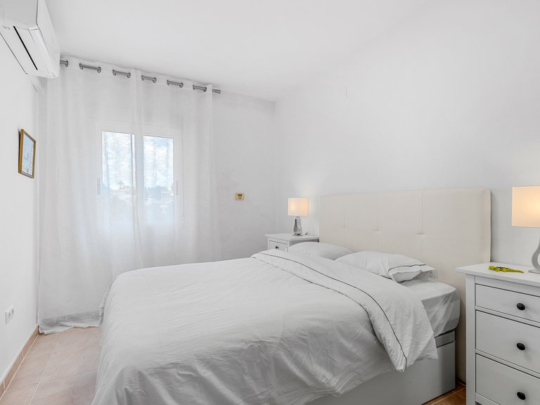 Villa for Sale in Inland Pinar De Campoverde, Alicante 34