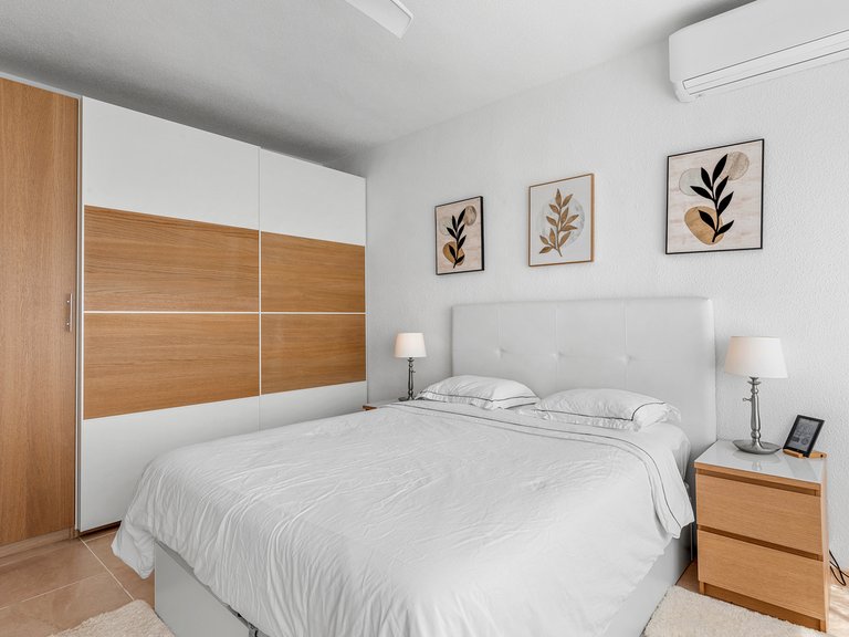 Villa for Sale in Inland Pinar De Campoverde, Alicante 40