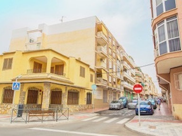 Apartment for Sale in Torrevieja, Alicante 5