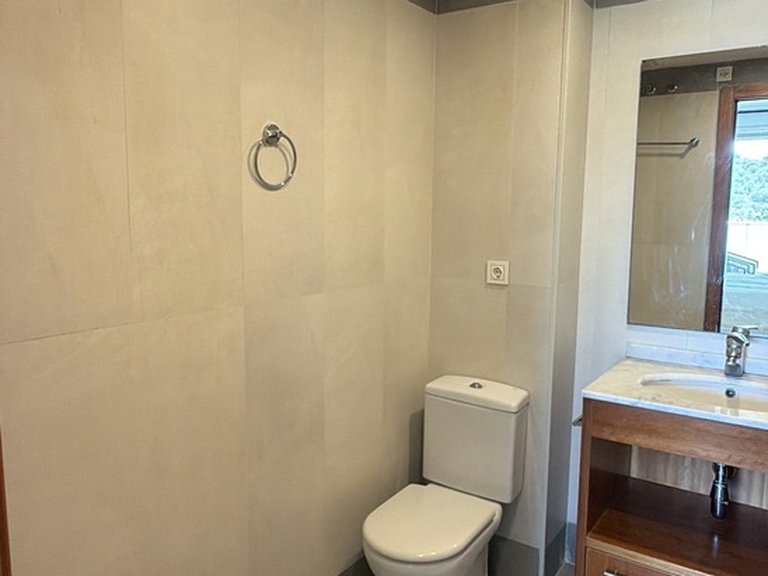 Apartment for Sale in Costa Blanca Villajoyosa, Alicante 11