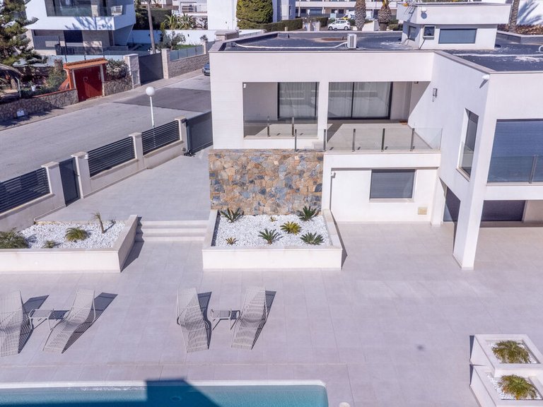 Villa for Sale in Costa Blanca Torrevieja, Alicante 32