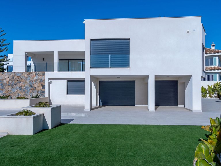 Villa for Sale in Costa Blanca Torrevieja, Alicante 7