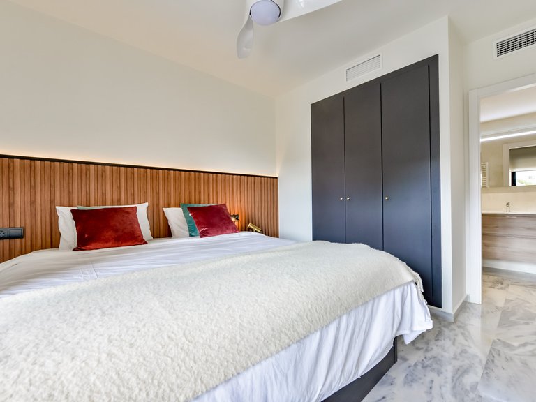 Apartment for Sale in Costa Blanca Villajoyosa, Alicante 24