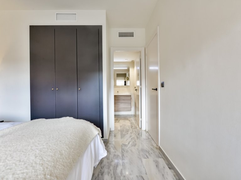 Apartment for Sale in Costa Blanca Villajoyosa, Alicante 23