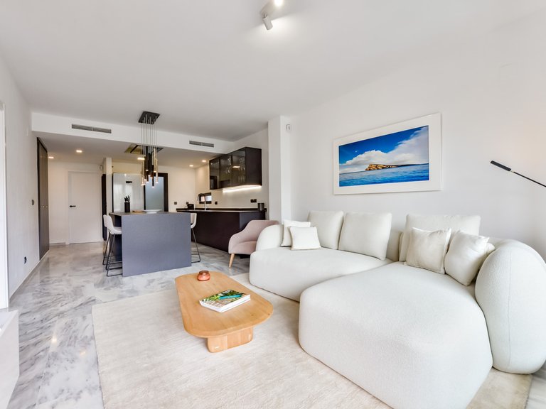Apartment for Sale in Costa Blanca Villajoyosa, Alicante 8