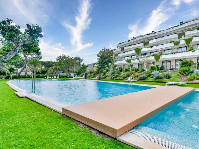 Apartment for Sale in Costa Blanca Alfas Del Pi, Alicante 1