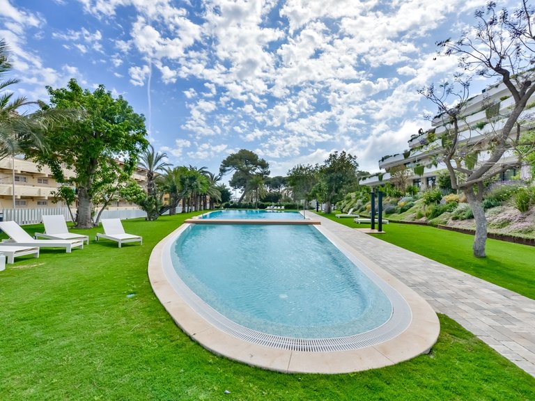 Apartment for Sale in Costa Blanca Alfas Del Pi, Alicante 46