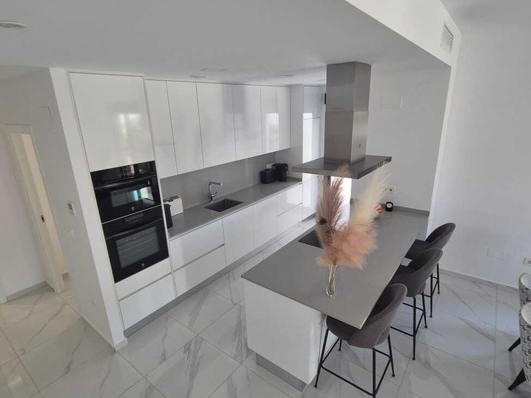 Villa for Sale in Inland Bigastro, Alicante 4