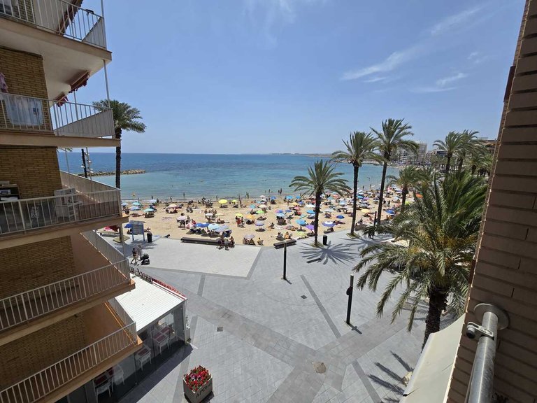 Apartment for Sale in Costa Blanca Torrevieja, Alicante 1