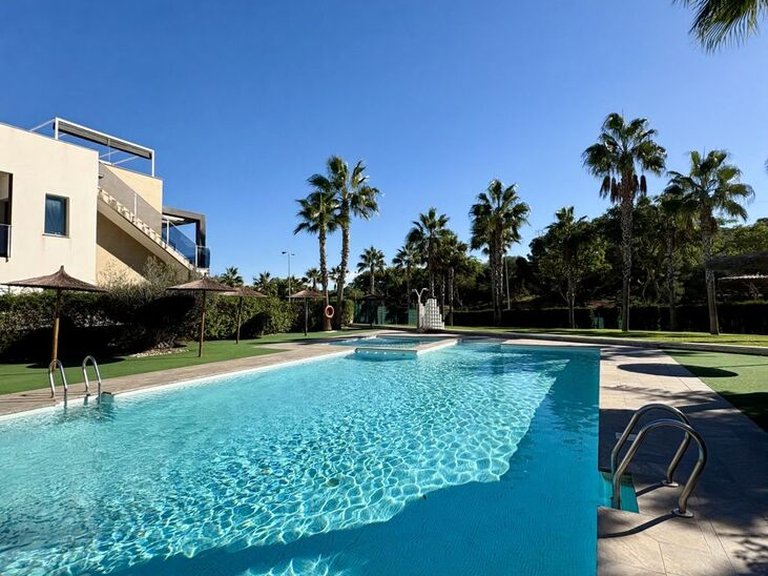 Apartment for Sale in Guardamar Del Segura, Alicante 27