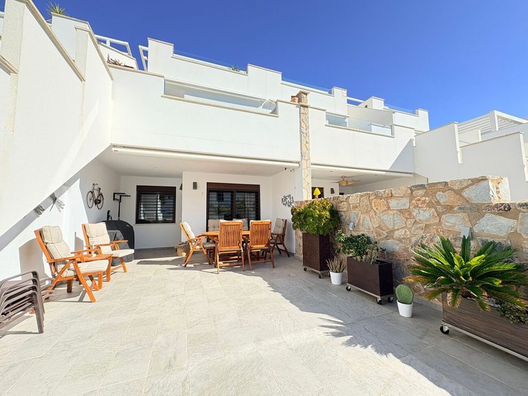 Villa for Sale in Costa Blanca Torre De La Horadada, Alicante 1