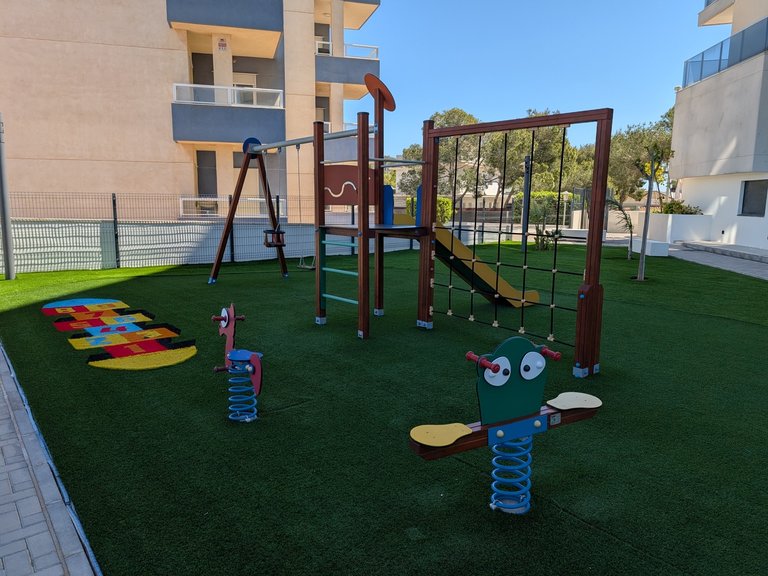 Apartment for Sale in Costa Blanca Dehesa De Campoamor, Alicante 28