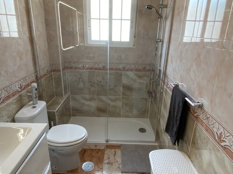 Villa for Sale in Lomas De Caboroig, Alicante 12