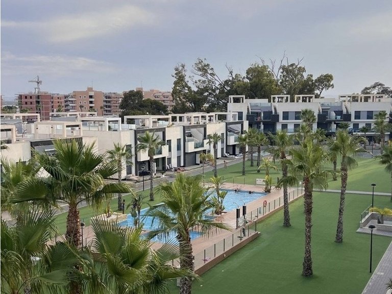 Apartment for Sale in Costa Blanca Guardamar Del Segura, Alicante 1