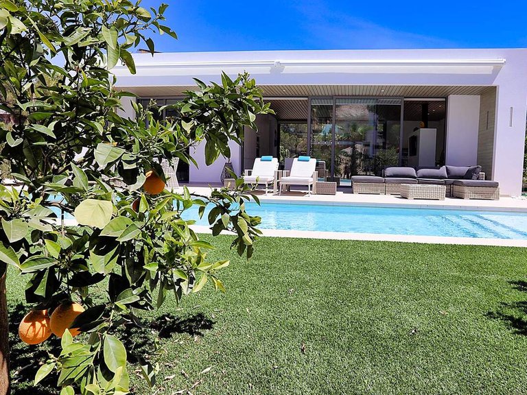 Villa for Sale in Inland Orihuela, Alicante 2