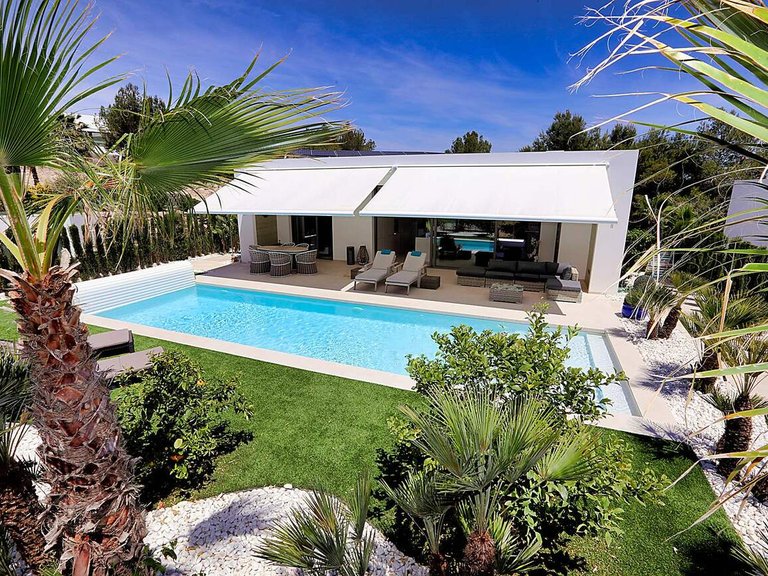 Villa for Sale in Inland Orihuela, Alicante 3