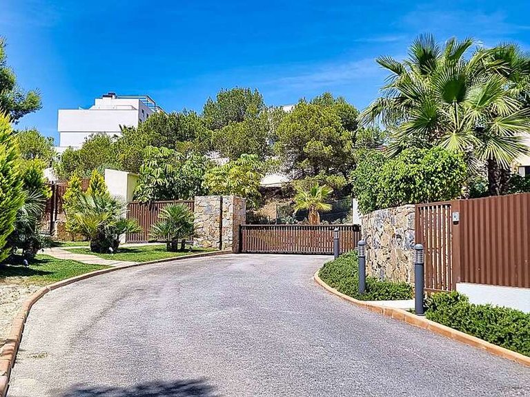 Villa for Sale in Inland Orihuela, Alicante 35