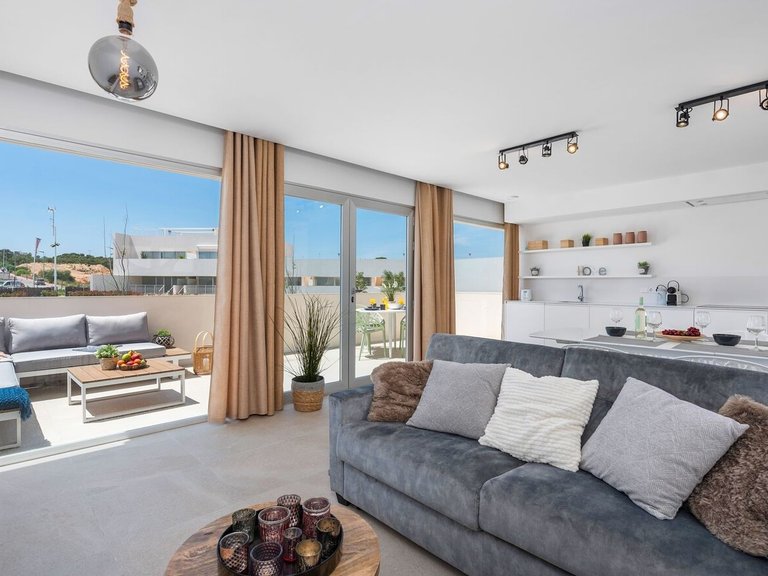 Penthouse for Sale in Los Balcones, Alicante 8