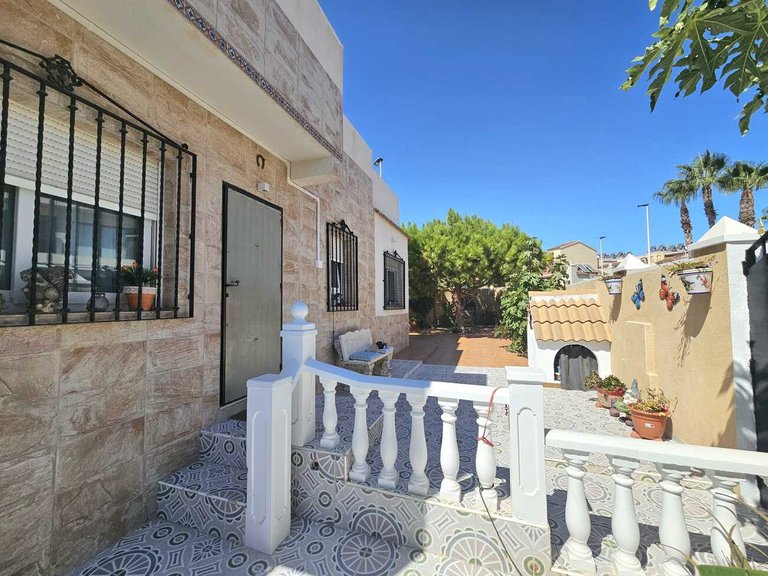 Villa for Sale in Costa Blanca Torrevieja, Alicante 24
