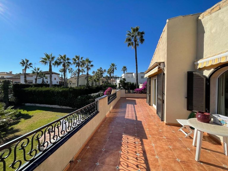 Villa for Sale in Costa Blanca Villamartin, Alicante 11