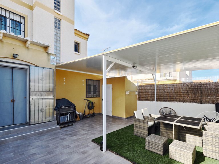 Town House for Sale in Guardamar Del Segura, Alicante 13