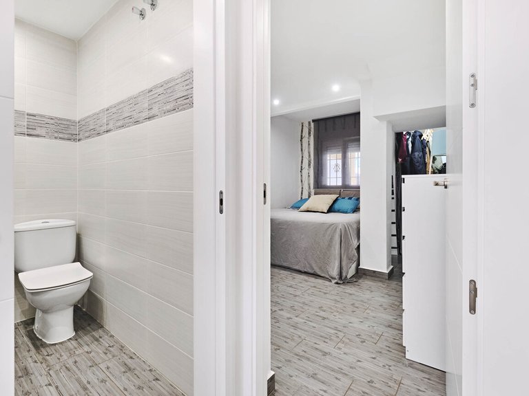 Town House for Sale in Guardamar Del Segura, Alicante 38
