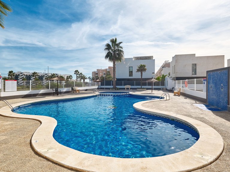 Town House for Sale in Guardamar Del Segura, Alicante 1