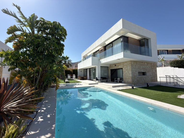 Villa for Sale in Costa Blanca Finestrat, Alicante 2