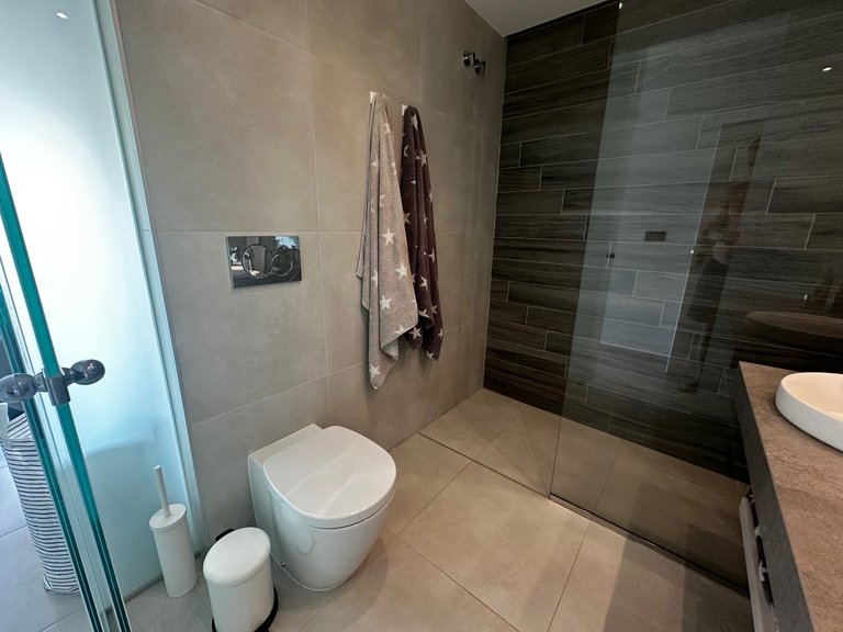 Apartment for Sale in Costa Blanca El Raso, Alicante 2