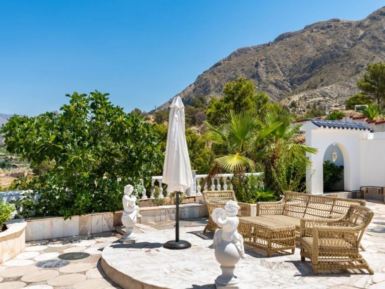 Villa for Sale in Inland Orxeta, Alicante 12