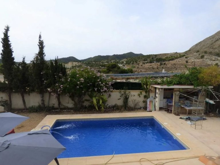 Villa for Sale in Inland Orxeta, Alicante 3