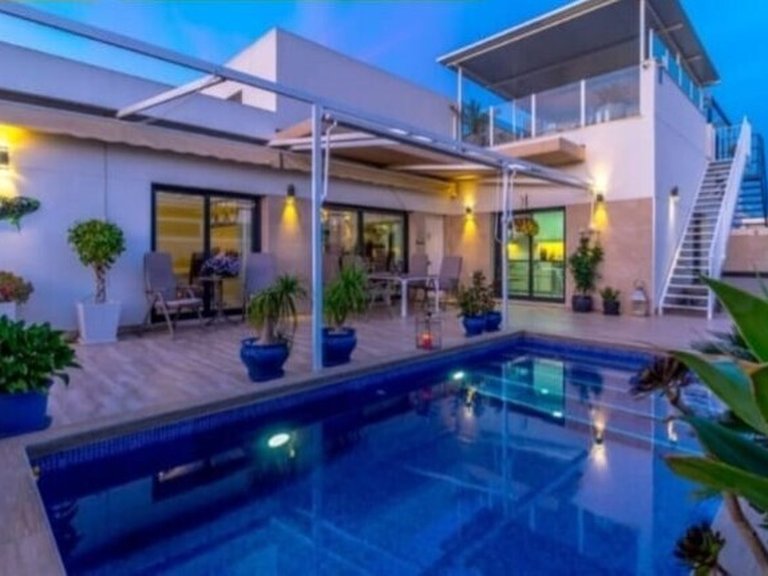 Villa for Sale in Costa Blanca Daya Nueva, Alicante 1