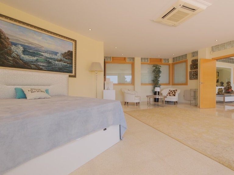 Villa for Sale in Inland Callosa D'en Sarria, Alicante 14