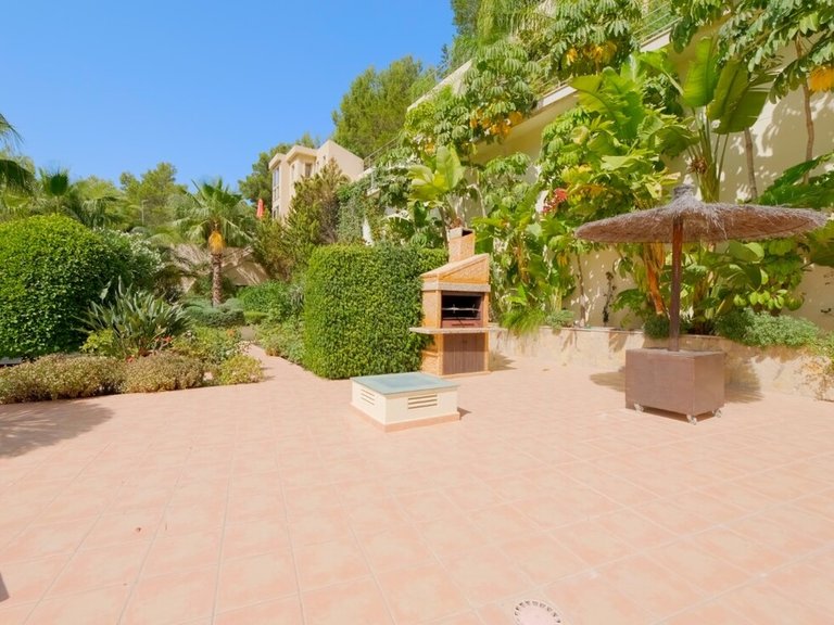 Villa for Sale in Inland Callosa D'en Sarria, Alicante 24
