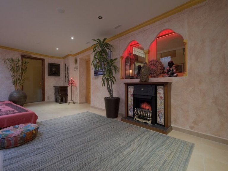 Villa for Sale in Inland Callosa D'en Sarria, Alicante 32