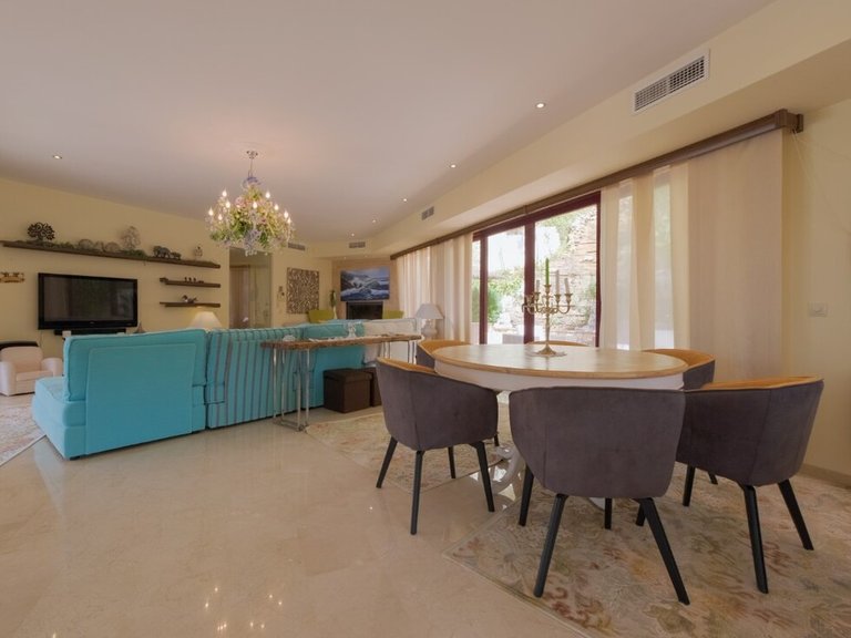 Villa for Sale in Inland Callosa D'en Sarria, Alicante 41