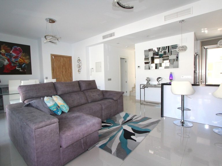 Villa for Sale in Costa Blanca Villamartin, Alicante 6