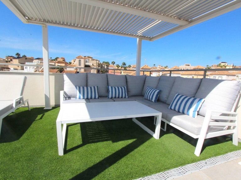 Villa for Sale in Costa Blanca Villamartin, Alicante 21