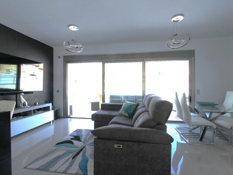 Villa for Sale in Costa Blanca Villamartin, Alicante 8