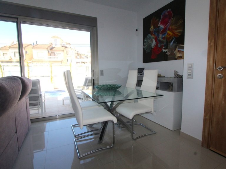 Villa for Sale in Costa Blanca Villamartin, Alicante 7