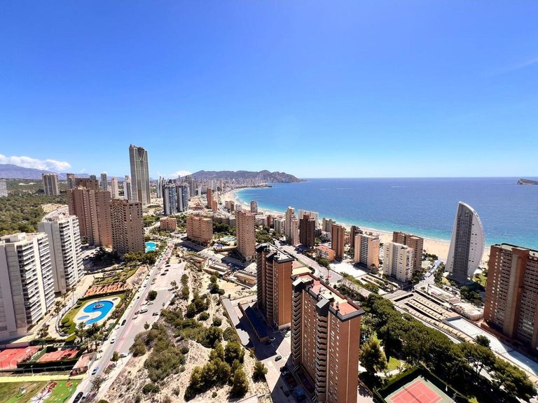 Apartment for Sale in Costa Blanca Benidorm, Alicante 8