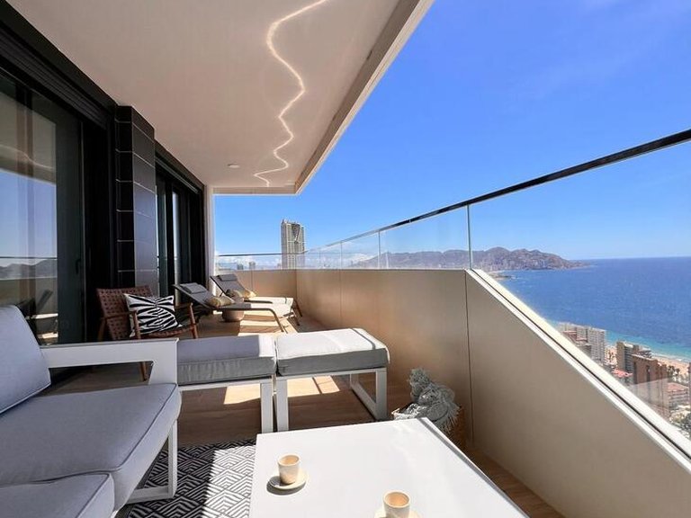 Apartment for Sale in Costa Blanca Benidorm, Alicante 17