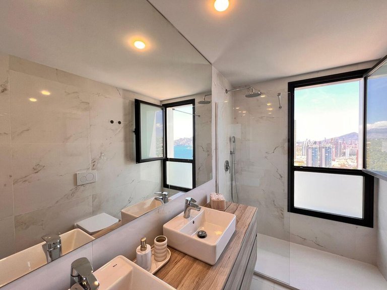 Apartment for Sale in Costa Blanca Benidorm, Alicante 23