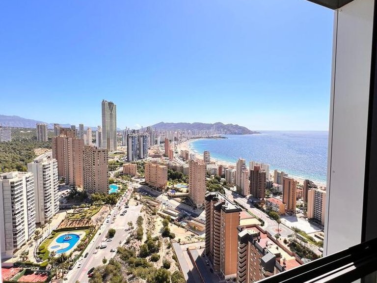 Apartment for Sale in Costa Blanca Benidorm, Alicante 1