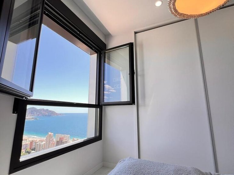 Apartment for Sale in Costa Blanca Benidorm, Alicante 5