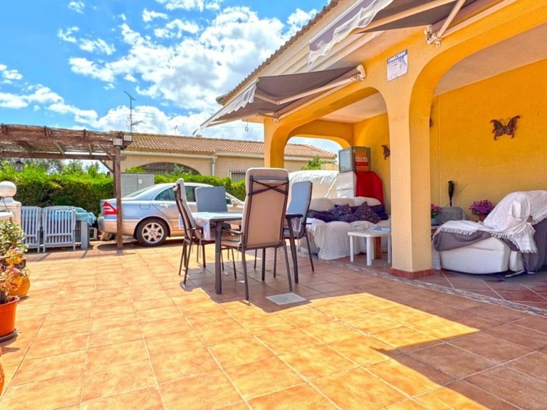 Villa for Sale in Costa Blanca Torrevieja, Alicante 10