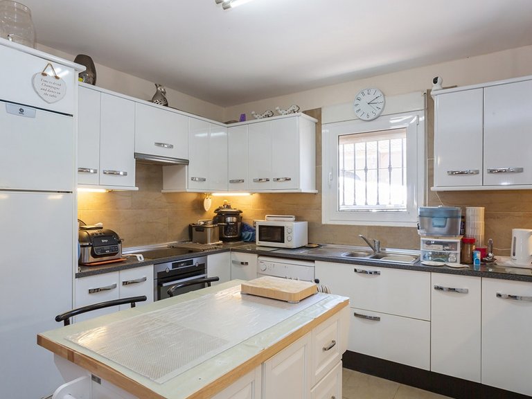 Villa for Sale in Costa Blanca Torrevieja, Alicante 23