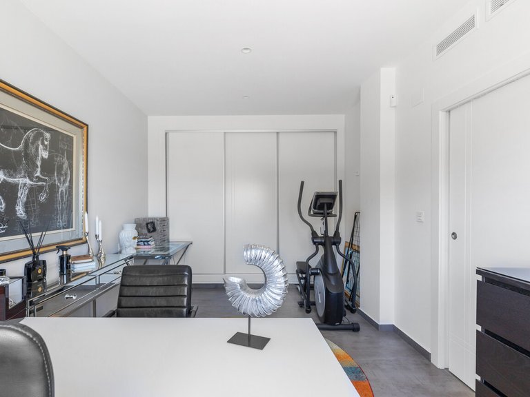Villa for Sale in Costa Blanca Torrevieja, Alicante 28